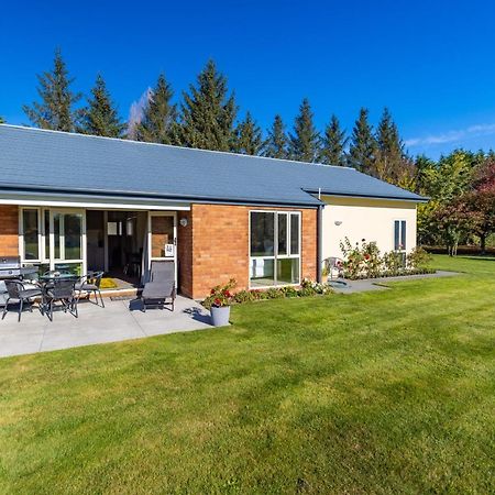The Meadows Villa Christchurch Buitenkant foto