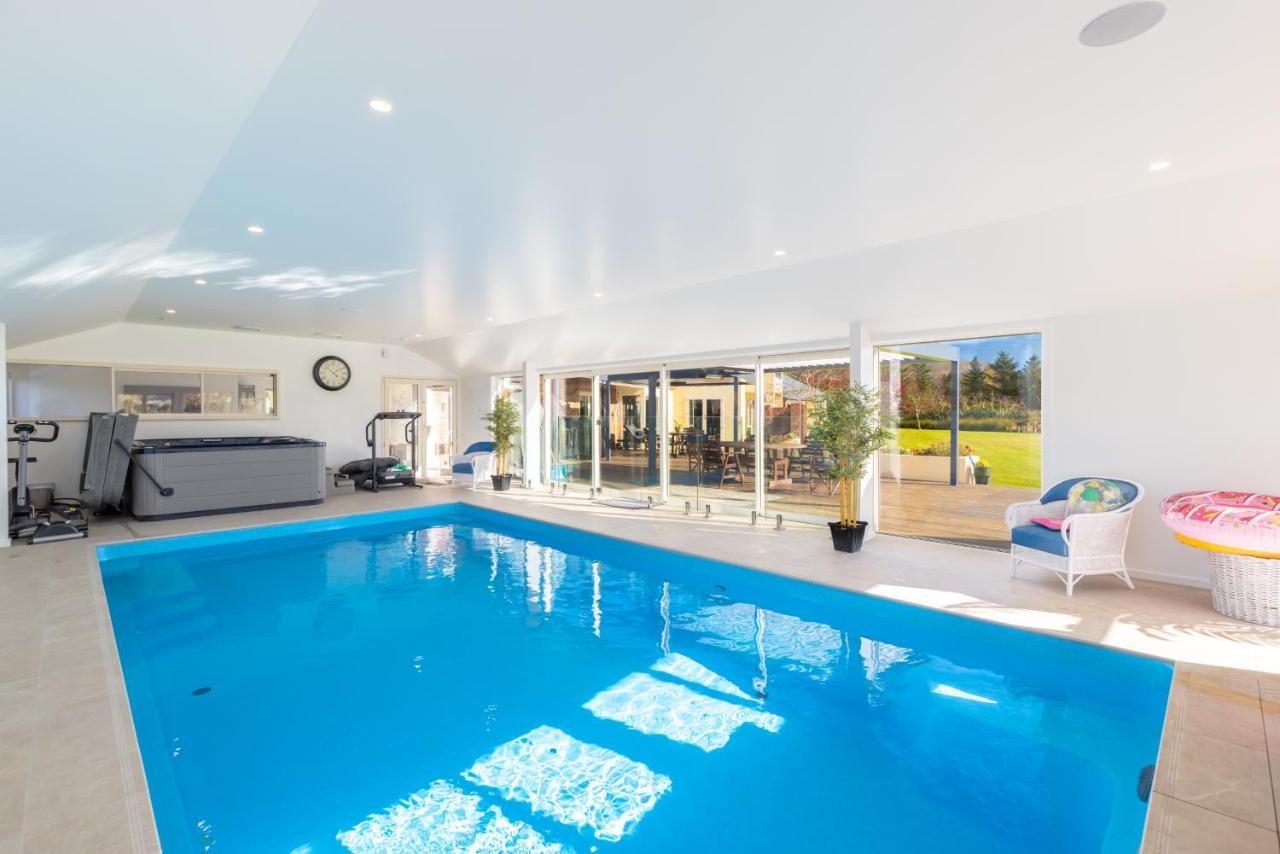 The Meadows Villa Christchurch Buitenkant foto