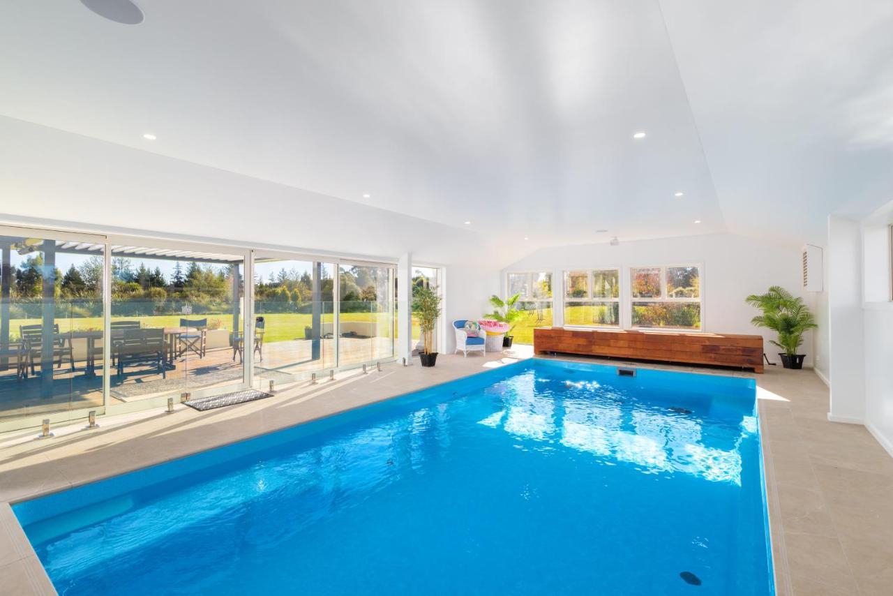 The Meadows Villa Christchurch Buitenkant foto