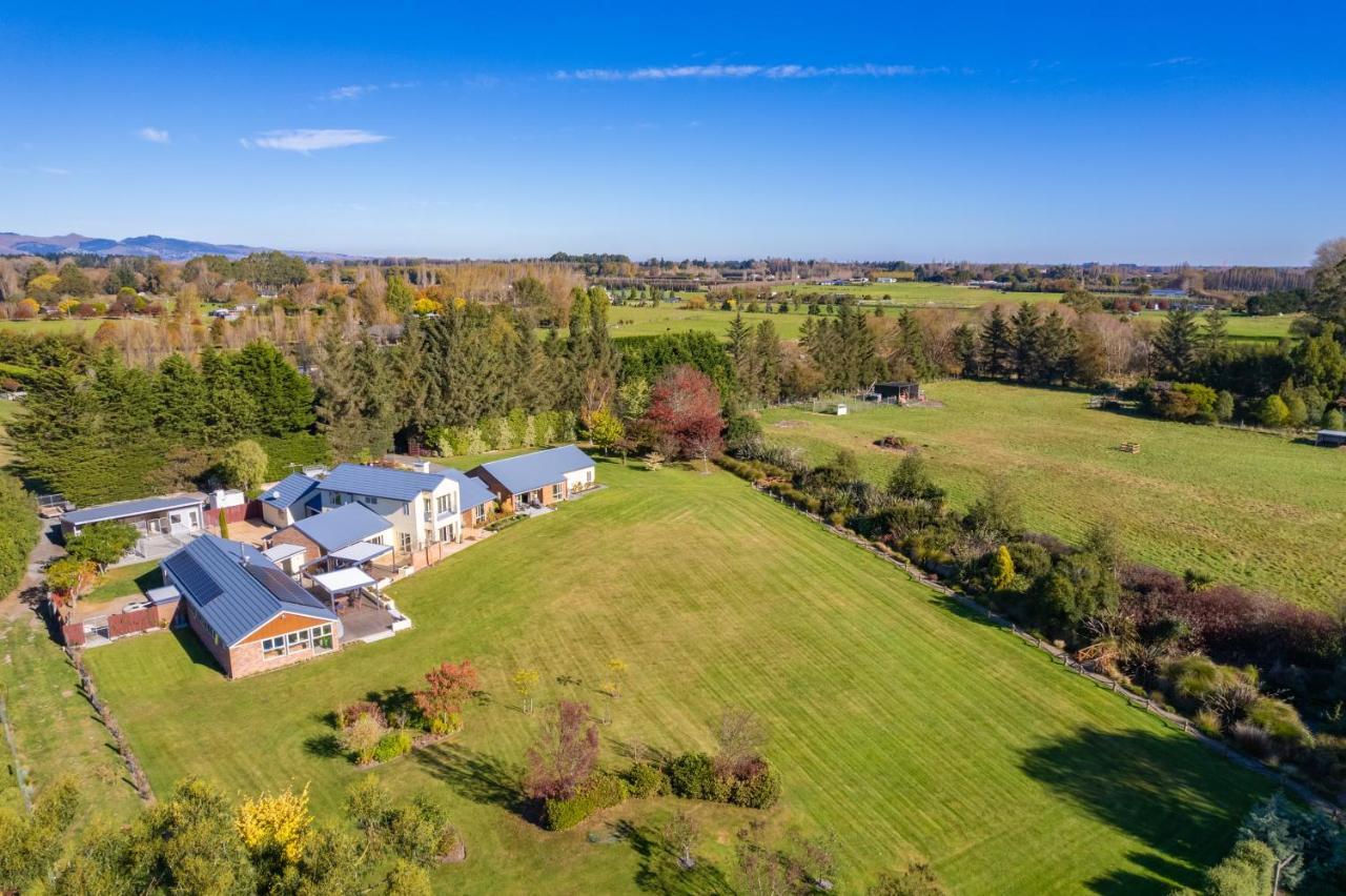The Meadows Villa Christchurch Buitenkant foto