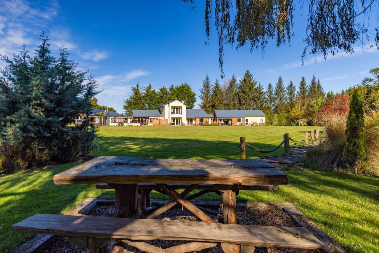 The Meadows Villa Christchurch Buitenkant foto
