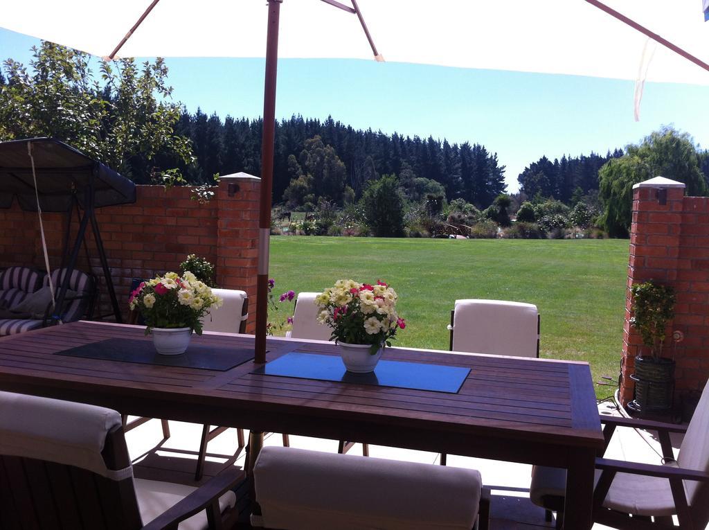 The Meadows Villa Christchurch Buitenkant foto