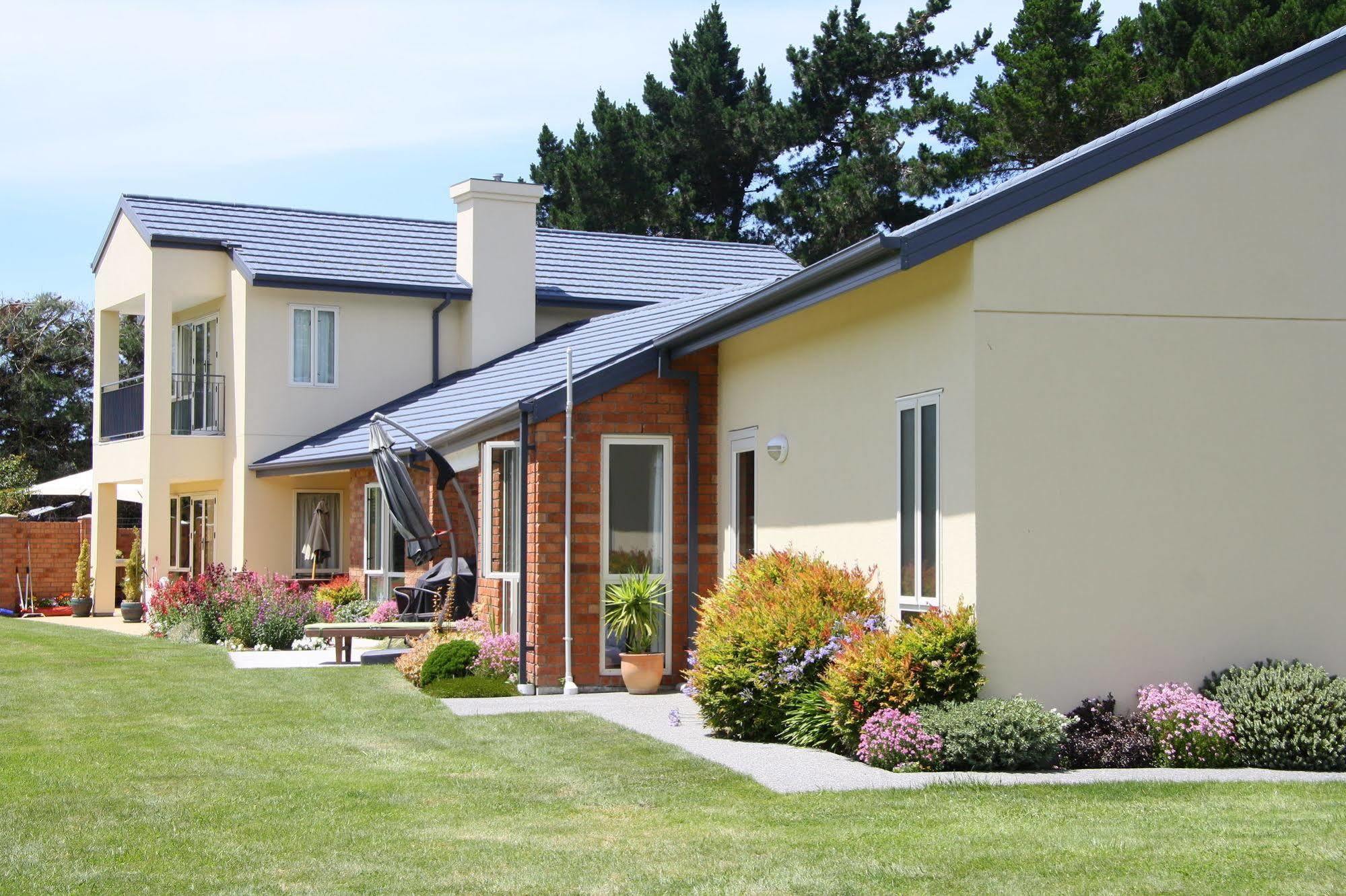 The Meadows Villa Christchurch Buitenkant foto
